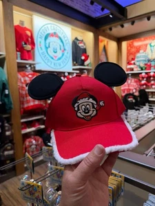 NEU🎄Disney Parks 2025 Jugend Weihnachten Urlaub Santa Mickey Mütze Baseball Cap - Bild 1 von 1