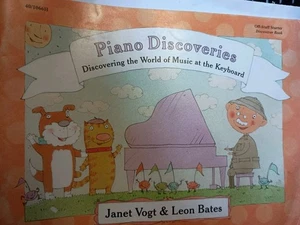 Piano Discoveries:Discovering the World of Music at the Keyboard B2 - Picture 1 of 1