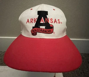 Vintage Arkansas Razorbacks College Football SnapBack Hat Embroidery - Picture 1 of 5