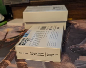 Secret Lair x Jurassic World: Life Breaks Free Mtg Rainbow Foil - Picture 1 of 3