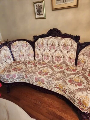 REPRODUÇÃO VITORIANA mobília de sala de estar madeira cerejeira tecido tufado, tampos marmorizados - Imagem 1 de 4