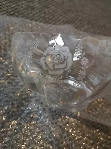 Crystal Glass Rose Bowl By Patrick McMahon - Picture 1 of 9