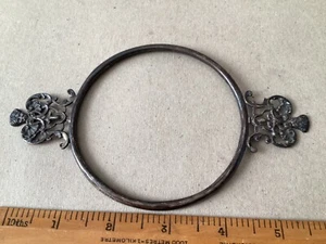 CERCHIO ARGENTO DA UN WILLIAM COMYNS QUAICH - PIATTO. LONDRA 1897 - Foto 1 di 6