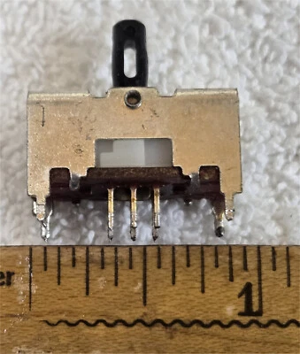 Interruptor SPDT de piezas Boombox Lasonic TRC-931 Foto 1 de 3