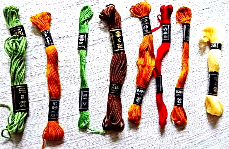 8 Farben Stickgarn MEZ Kunstseide (lange Reste) Konvolut - Bild 1 von 1