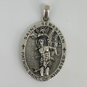 PLATA ESTERLINA San Sebastián Patrono de los Atletas BALONCESTO Medalla COLGANTE * - Imagen 1 de 5