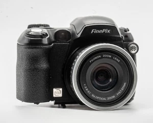 Fujifilm Finepix S5000 digital camera REPAIRS or SPARES Untested PLEASE READ - Picture 1 of 6