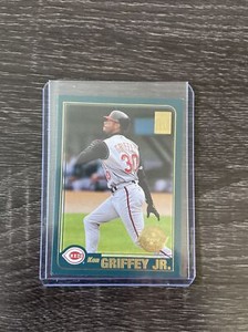 GOLD STAMP HOME TEAM ADVANTAGE 2001 Topps #593 Ken Griffey Jr. 50 Years HOF HTA