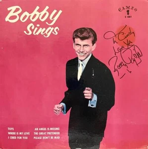 BOBBY RYDELL HAND SIGNED AUTOGRAPHED LP ALBUM "BOBBY SINGS" - Picture 1 of 2