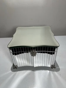 The Bombay Company Glamour Mirrored Glass Jewelry Box 2004.  Missing Some Pieces - Picture 1 of 13