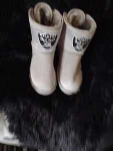 NFL Las Vegas Raiders Women's Winter Boots Nwot Size 7 - Picture 1 of 5