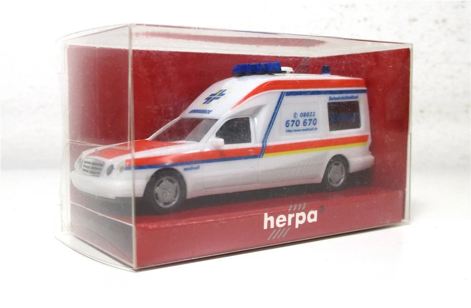Modellauto H0 1/87 Herpa 044042 MB W 210 Binz - Bild 1 von 1