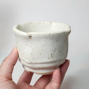 Studio Art Pottery Speckle Matt Weiß Glasur Keramik Tasse Vase Topf Signiert - Bild 1 von 8