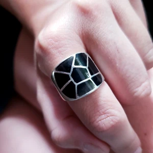 Vintage Sterling Silver Black Enamel Inlay Turtle Shell Ring Size 9.75 Modernist - Picture 1 of 9