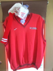 VTG. WISCONSIN BADGERS #1 GOLF CLUB COVER 22'',EMBROIDERED VEST/SHIRT SZ.XL,+CUP - Picture 1 of 19