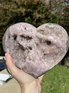 Pink Amethyst Druzy Heart - All Purple Crystal - 3Lbs 13oz - 8 Inch - Picture 1 of 8