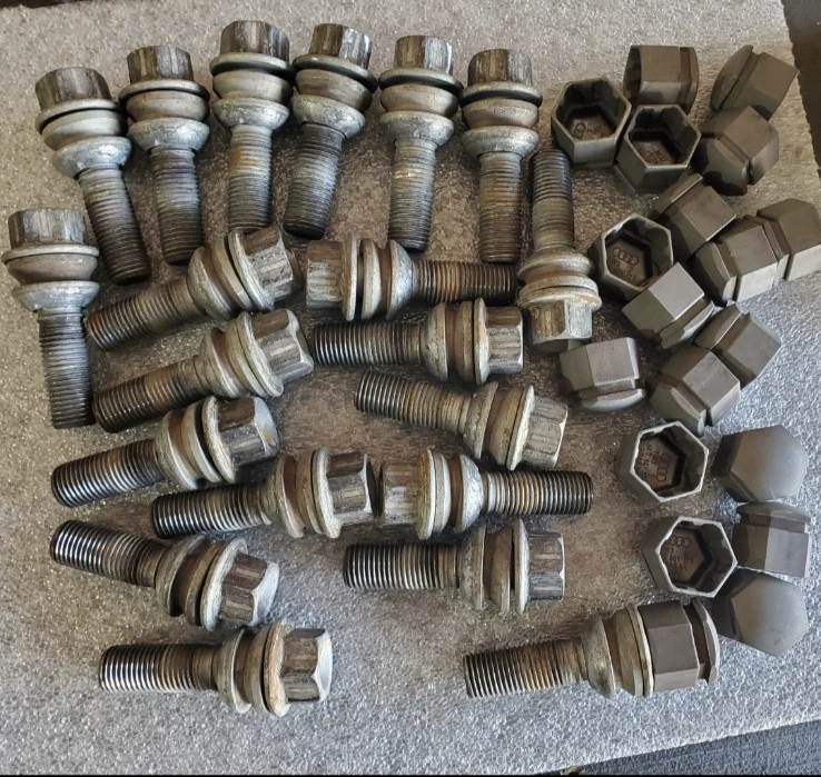 Original Audi Q7 SQ7 OEM Lug Bolts Studs Nuts Set of 20 with 19 Caps Wheels Rims - Image 1 of 1