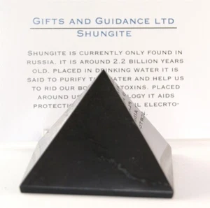 Shungite Shungit Pyramid 50mm Electromagnetic Protection - Picture 1 of 2