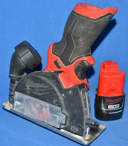 Herramienta de corte Milwaukee 12V 3" 2522-20, batería 12V 3.0Ah 48-11-2401 - Imagen 1 de 3