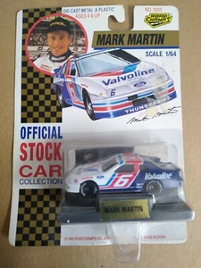 1992 Road Champs MARK MARTIN #6 Valvoline Ford Thunderbird NASCAR 1/64  - Picture 1 of 3
