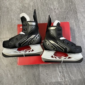 CCM Tacks AS-550 Youth Hockey Skates | Skate Size Y10 | Shoe Size Y11 - Picture 1 of 8