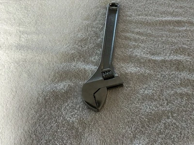 Llave ajustable Blue Point 10 pulgadas AJ 10 Foto 1 de 4