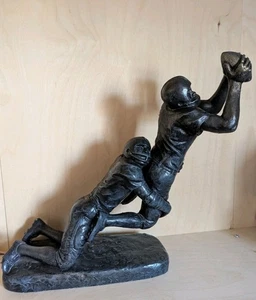 Austin Productions Inc 1980 Football Sculpture Statue "The Long Bomb" Vintage - Picture 1 of 9