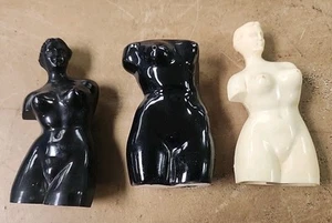 Vintage WOMEN NUDE Salt and Pepper Shakers, VENUS de MILO, Plastic Ceramic P Lot - Picture 1 of 8