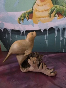 Hand Wooden Seal Sea Lion Statue Wood Figure Sculpture Carved Drift Wood - Bild 1 von 4