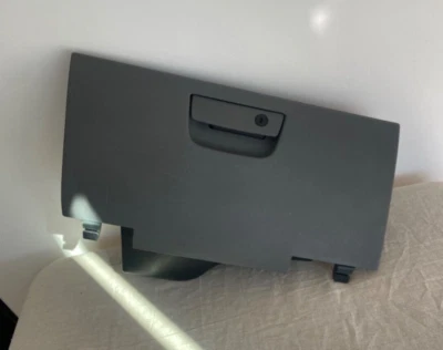 Jeep Grand Cherokee/Commander 2005 2006 2007 guantera compartimento gris pizarra Foto 1 de 4