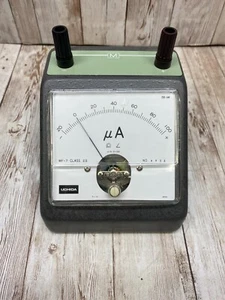 Vintage D.C. Voltmeter UCHIDA Japan Ammeter Kent MF-7 - Picture 1 of 5