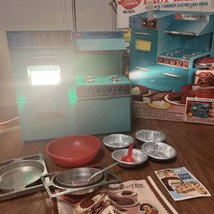Kenner Easy Bake Oven Green w/ Accessories Working Vintage Original Box 1969 - Picture 1 of 21