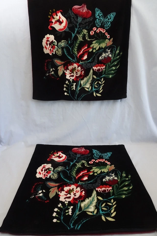 2 Almohadas de Terciopelo IKEA Saralena Negro Estampado Botánico Floral 20 x 20 Noche Jardín Foto 1 de 4