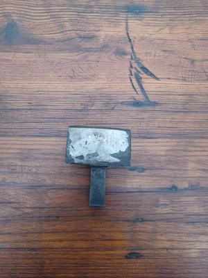 VINTAGE BLACKSMITH HARDY CUT OFF ANVIL  TOOL  - Image 1 of 4