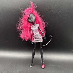Monster High New Scaremester Catty Noir Doll Dress Shoe - Picture 1 of 10