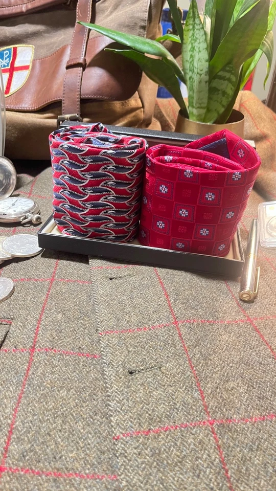 MEETING STREET 100% SILK TIE RED, BLUE, SILVER GEOMETRIC  59”X 4" HAND MADE - Image 1 of 4