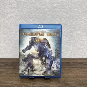 Pacific Rim (Blu-Ray) - Picture 1 of 3