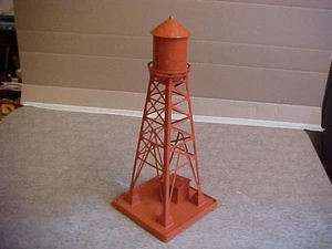 Lionel 6-12958 Industrial Water Tower with Blinking Lamp / 193 O Gauge - painted - Picture 1 of 5