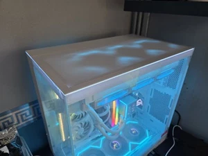 Lian Li O11D EVO RGB, Tempered Glass - USED - Picture 1 of 10