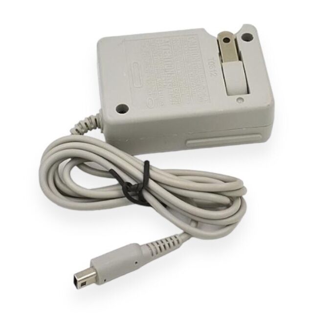 NEON Nintendo DSI XL / DSI / 3DS mains charger (UK 3-pin plug)