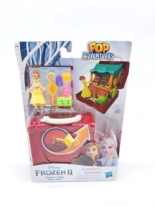Disney Frozen II Pop Up Arendelle Village Play Set Anna Pop Adventure Red Hasbro - Picture 1 of 9