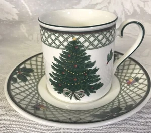 Taza de té y platillo café Mikasa China Heritage Christmas Story vacaciones CAB08 - Imagen 1 de 12