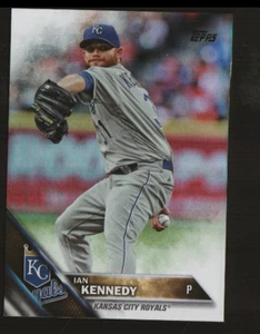 2016 Topps Update Rainbow Foil #US212 - Ian Kennedy - Kansas City Royals 16-965 - Picture 1 of 2