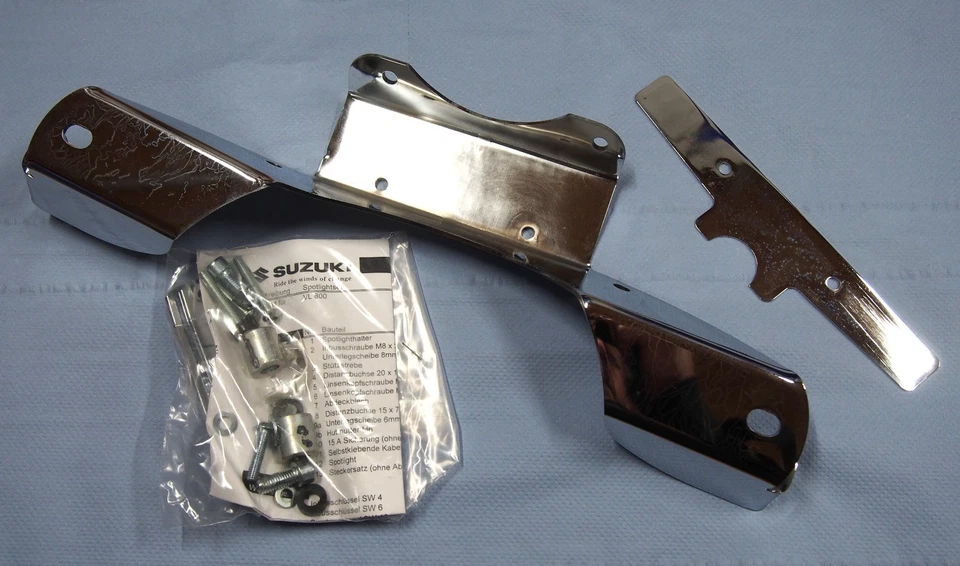 Spotlight Halter für Suzuki VL 800 Valusia original Zubehör (06/02) - Bild 1 von 1