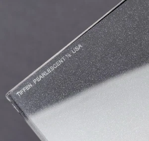 Tiffen 4x4" Pearlescent 1/2 Filter EXCELLENT CONDITION - Picture 1 of 8