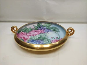 Piatto tondo PORCELLANA dipinto a mano fiori rosa manici oro firmato - Foto 1 di 24