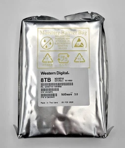 WD Red SATA III 8 TB 3,5 NAS HDD 5400 RPM WD80EFAX-68KNBN0 P/N: 2W10443 febbraio 2021 - Foto 1 di 6