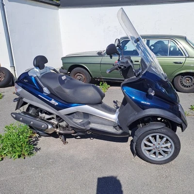 Motorroller Piaggio MP3 400 - Bild 1 von 3