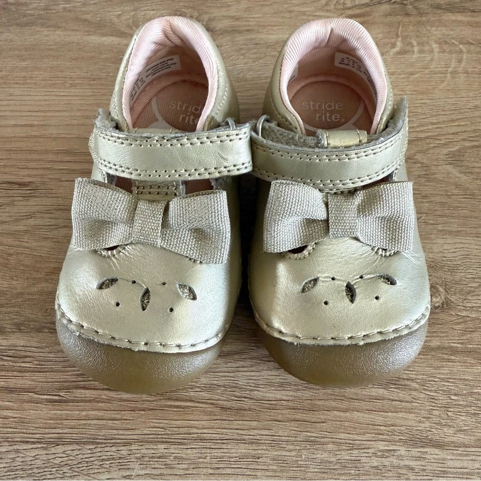 Stride Rite Soft Motion Janna Gold Leather Bow Mary Jane Shoes Toddler Girl 5M - Image 1 of 4