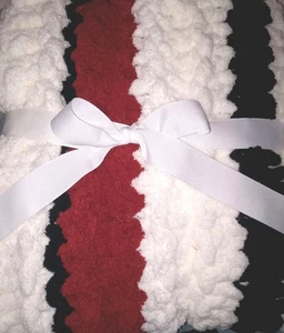 Chunky Chenille Blanket Soft Cozy 40x50 Red Black White - Picture 1 of 4